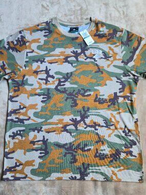 NWT LRG Lifted Research Group Camo T-Shirt Men's XL